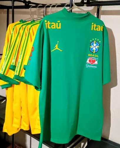 Camisa Brasil Treino Patrocínios