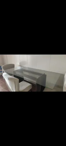 Mesa com vidro