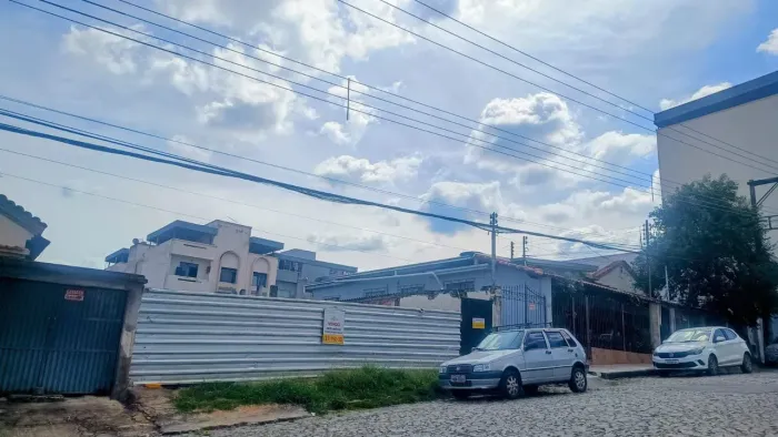 Lote 300m2 próx igreja nossa Senhora da Guia