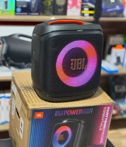 PS5 1 Tb + jbl Partybox Encore Essencial 2