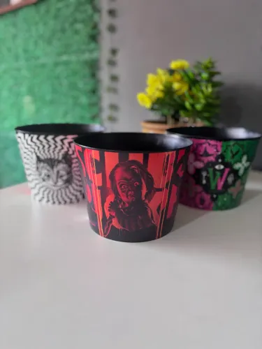 3 Baldes de pipoca da editora Darkside (novos).