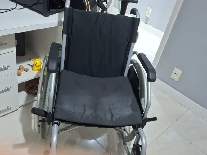 Cadeira de Rodas em Alumínio Dobrável até 120 Kg D600 Dellamed