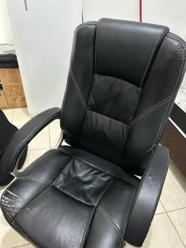 Cadeira de escritório modelo presidente