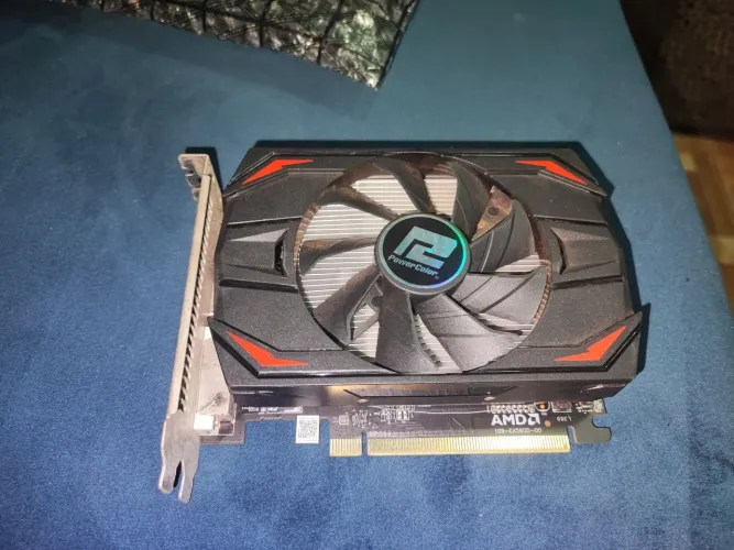 Placa de vídeo RX 550 4GB