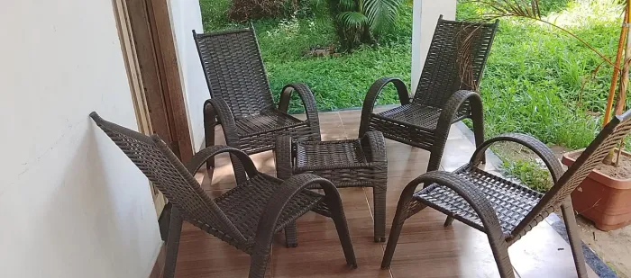 Conjunto de cadeiras semi novas