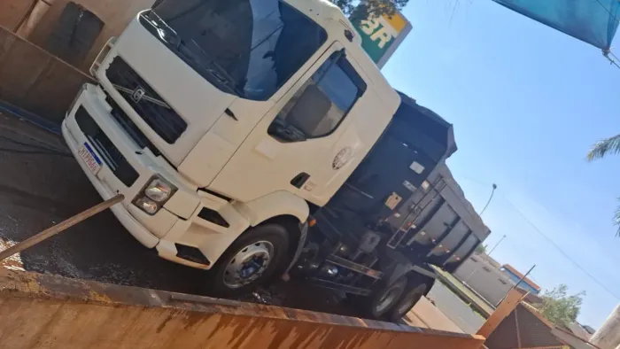 Vm260 caçamba truck 2011
