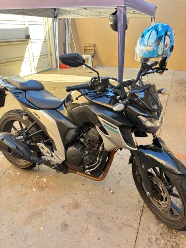 Fazer 250 