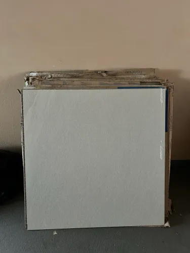 VENDO PISO PORCELANATO