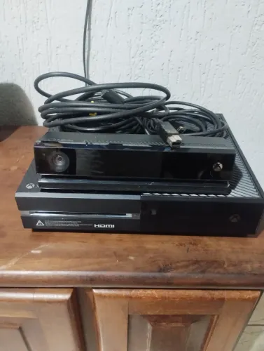 Vendo Xbox one fat, 500 GB