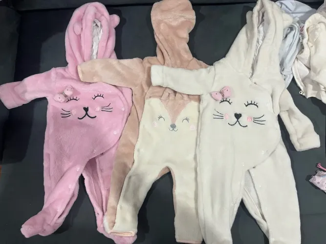 Lote com +30 peças de bebê - RN a 6 meses | Carter?s + outras marcas