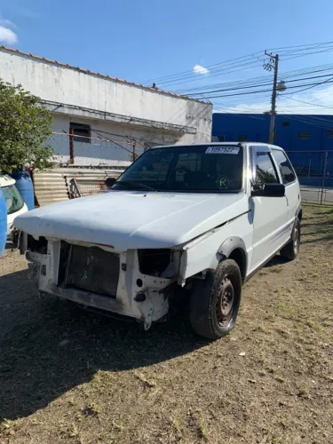 FIAT UNO 1.0 8V FIRE FLEX ECONNOMY 2010 2011 PARA VENDA DE PEÇAS 