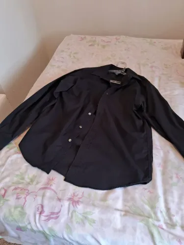 Excelente camisa social Tecido encorpado