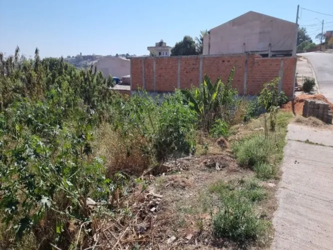 Terreno residencial com 1.200m² para venda no Satélite Íris, Campinas-SP.