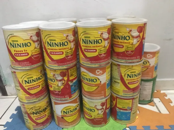 Latas vazias para decoração