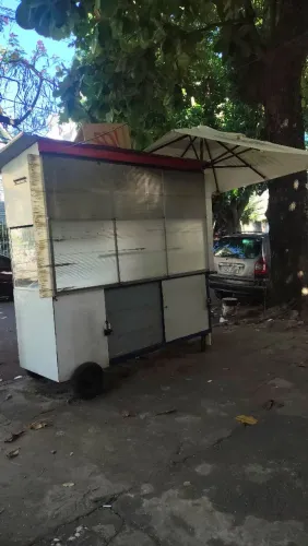 Vendo carrinho de lanche todo equipado pronto para trabalhar