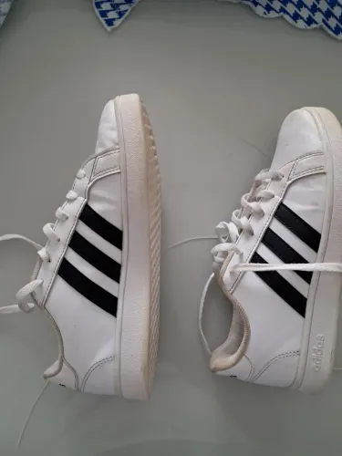 Tênis 33 Adidas
