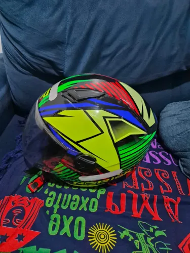 Capacete Norisk semi novo
