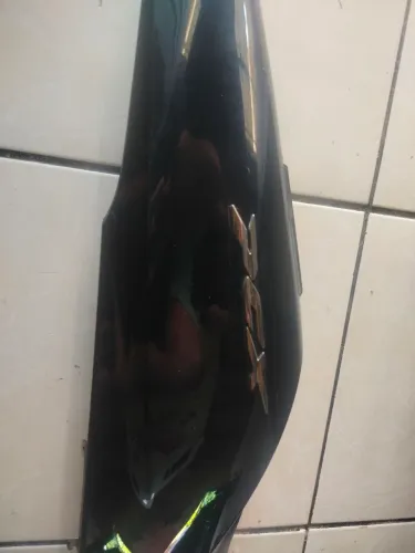 CARENAGEM RABETA DIREITA PCX 2023/2025