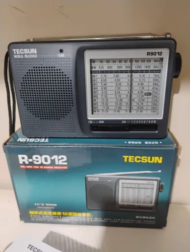 Rádio tecsun r 9012