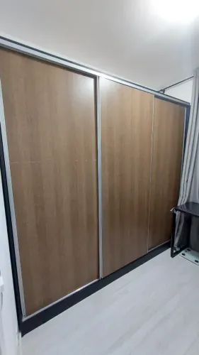 Guarda-roupa de correr casal madeira/preto mdf - MADESA