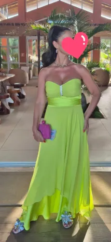 Vestido verde limão lima cítrico