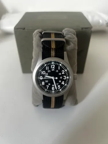 Militado ML05 38mm Quartzo VH31 Safira 100M NOVO na Caixa! NÃO ACEITO TROCAS.