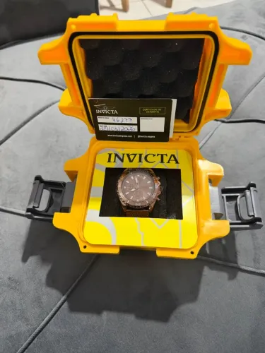 Relógio invicta