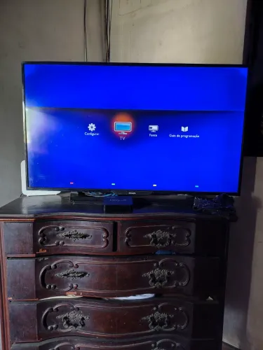 TV Philips 43' analógica