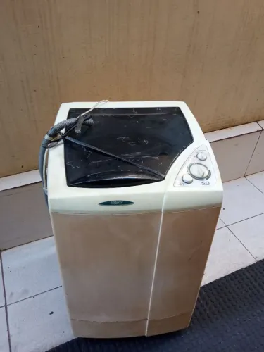 Lavadora Exuta 5kg 110volts Com Defeito