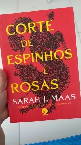Livros semi novos