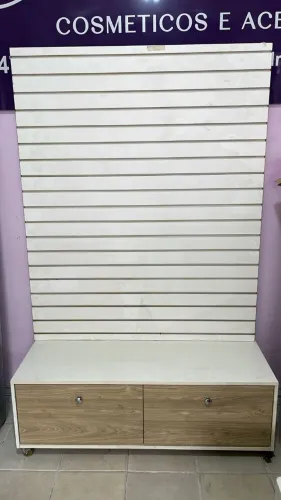 PAINEL DE GANCHO COM GAVETÃO
