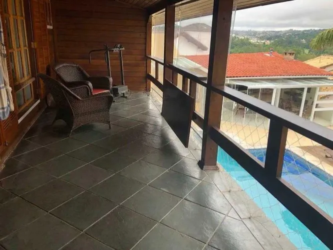 Casa de condomínio em Alameda das Canelas - Terras do Madeira - Carapicuíba/SP
