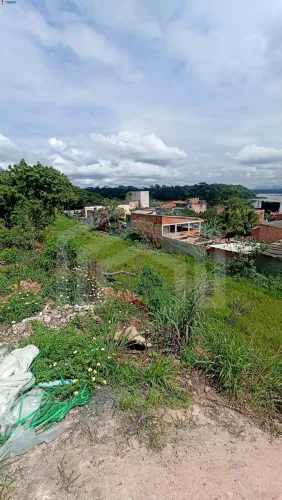 Terreno em Lagoa de Jacaraípe com 2.700 m² para venda