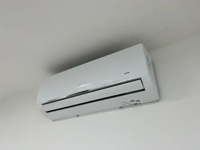 Ar condicionado 12000 BTU Inverter Midea Volution Connect Midea