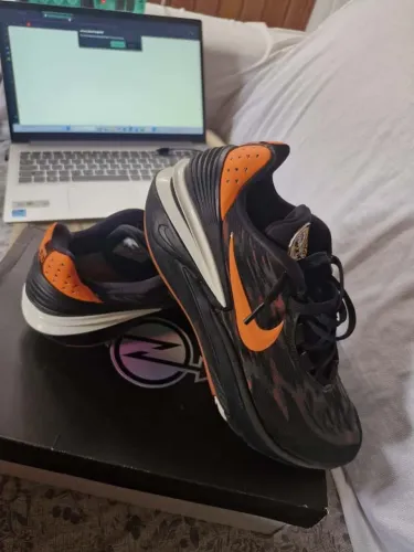 ? Nike Air Zoom G.T. Cut 2 - Edição Especial DNA