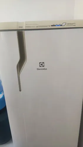 Geladeira Electrolux REF39 FROSTFREE