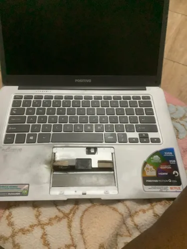 Notebook a venda pra tirar peças ou fazer reparo 