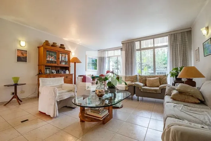 Casa à Venda - Vila Madalena, 2 Quartos, 280 m2