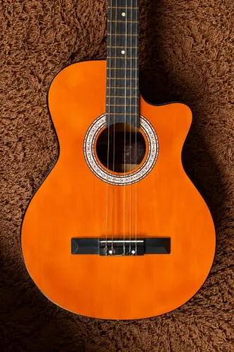 Violão acústico