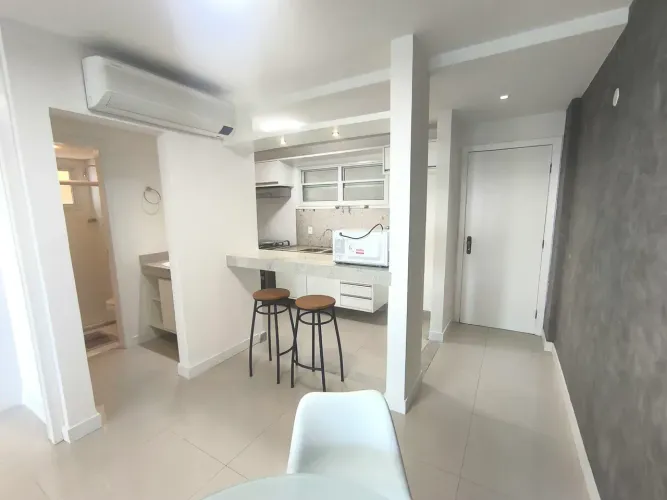 Vendo Apto 1/4 Flat no Cloc Marina Residence Av.Contorno Dois de Julho Comércio - Salvador