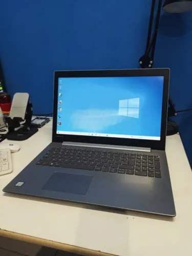 Notebook Lenovo IdeaPad 330-15IKB - i3-7°G - 8GB DDR4 - SSD 240GB - Usado Exelente