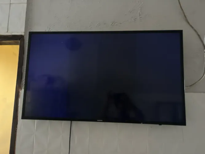 Tv Samsung 43 polegadas defeito