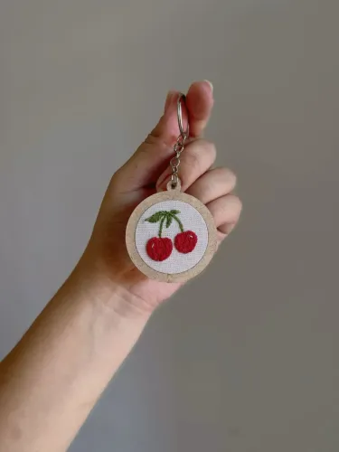 chaveiro bordado unitário personalizado