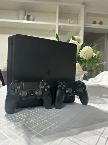 Ps4 Slim 1TB Muito Conservado