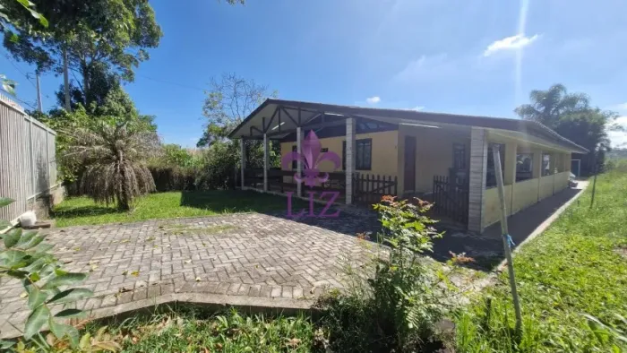 Excelente imóvel residencial/comercial em ótima localização em Campina Grande do Sul