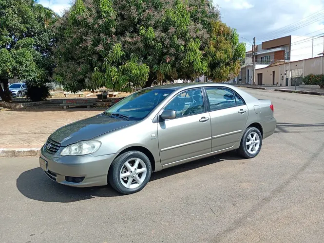 Toyota Corolla XEI 1.8/1.8 Flex 16V Mec. 2004