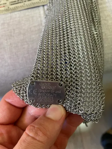 Luva malha aço inox punho