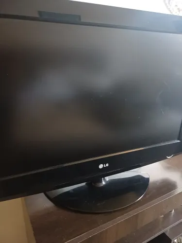 TV 32 polegadas LG modelo 32LG30R  com defeito para peças ou conserto