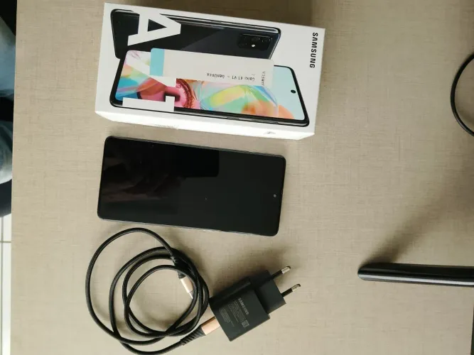 Vendo CELULAR  SAMSUNG A71 