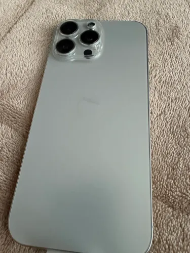 iPhone 16 Pro Max - Estado de Zero / Bateria 94%/ Completo